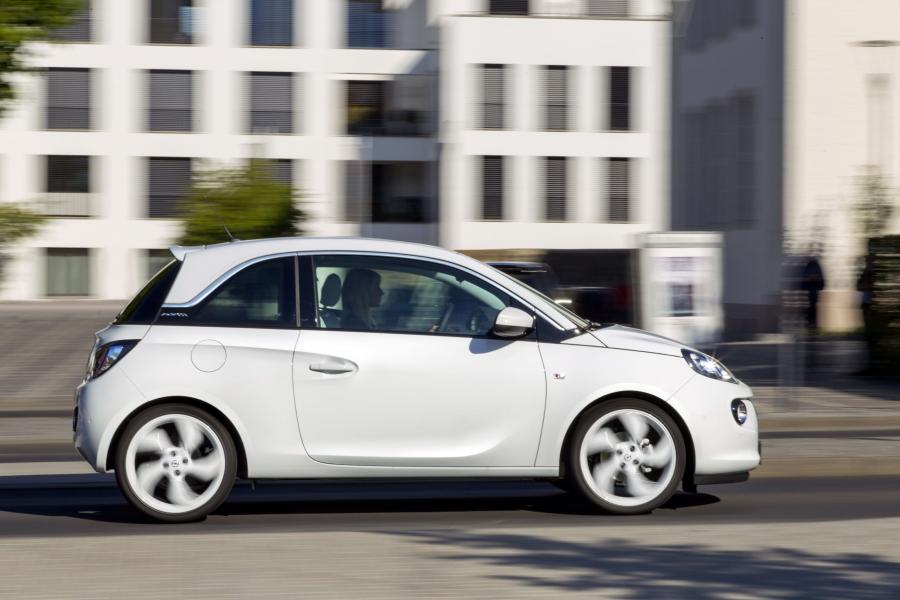  Opel Adam White Link 2013 года  (фото 5 из 7)